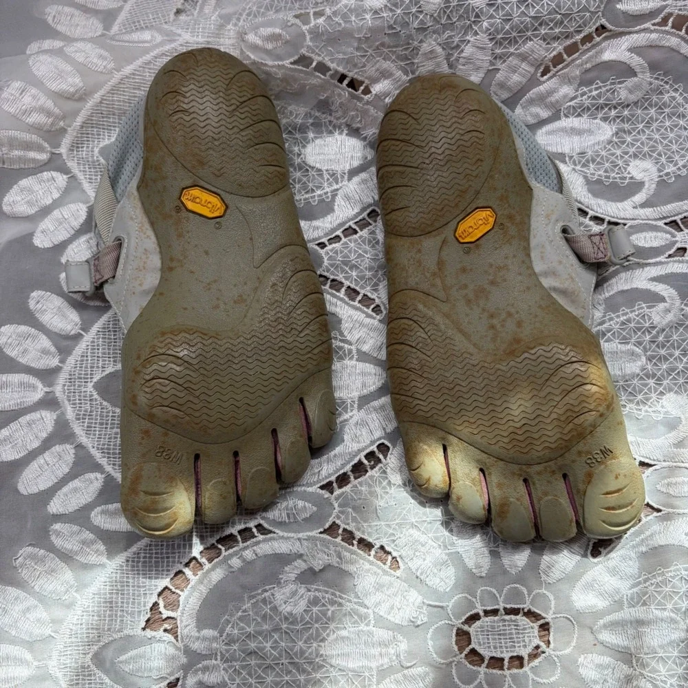 Vibram FiveFingers Subversive Barefoot Shoes Grey Pink W38 Running Training